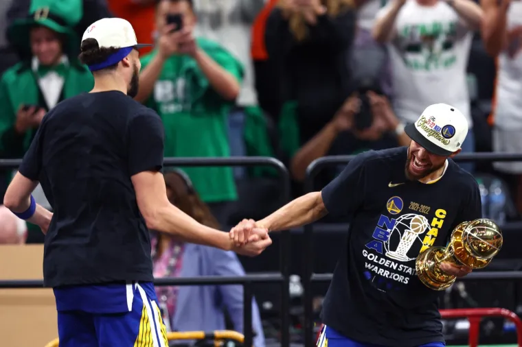 Scene za pamćenje, evo kako su Golden State Warriorsi proslavili naslov prvaka