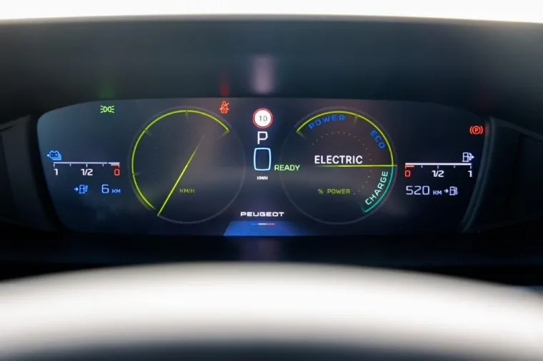 U kolovozu nam stiže zanimljiv karavan: Moći ćete birati između benzinca, dizelaša i hibrida, a znamo i koja će mu biti cijena