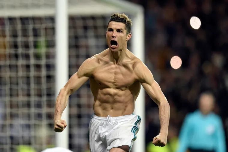 Cristiano Ronaldo, jedan od najvećih nogometa&scaron;a svih vremena, osim &scaron;to je poznat po svojim izvanrednim vje&scaron;tinama na terenu, posljednjih je godina postao predmetom brojnih spekulacija u vezi s njegovim fizičkim izgledom.