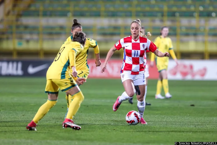 O na&scaron;oj Ana Mariji pi&scaron;u svi živi, od Argentine do Engleske: 'Ona je najzgodnija nogometa&scaron;ica na svijetu'