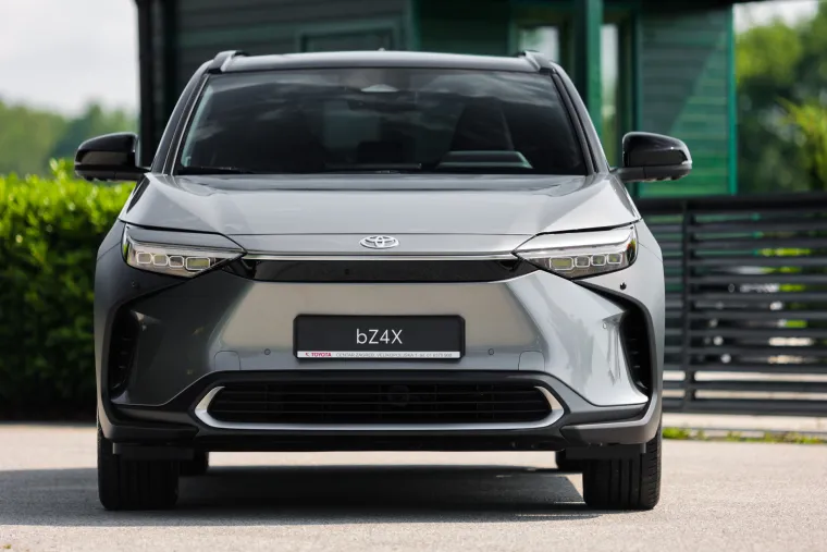 Toyota predstavila prvi potpuno električni model: Osim interesantnog dizajna, krasi ga i jako neobično ime