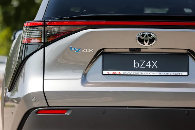 Toyota predstavila prvi potpuno električni model: Osim interesantnog dizajna, krasi ga i jako neobično ime