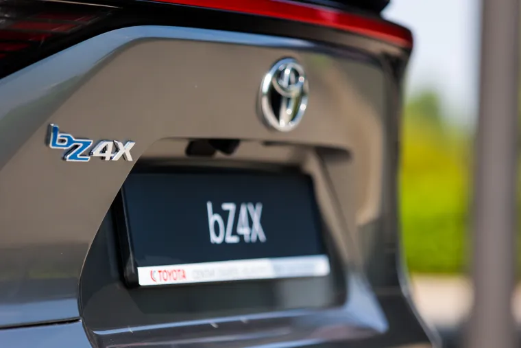 Toyota predstavila prvi potpuno električni model: Osim interesantnog dizajna, krasi ga i jako neobično ime