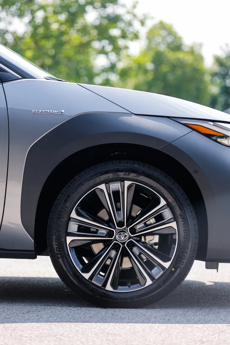 Toyota predstavila prvi potpuno električni model: Osim interesantnog dizajna, krasi ga i jako neobično ime