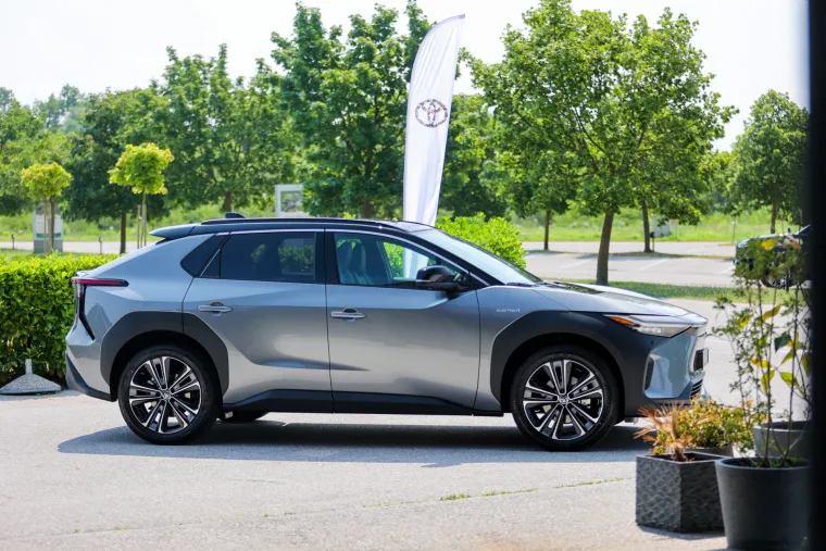 Toyota predstavila prvi potpuno električni model: Osim interesantnog dizajna, krasi ga i jako neobično ime