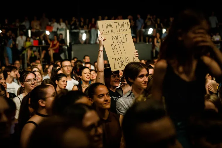 Konstrakta rasturila koncertom u zagrebačkoj Tvornici kulture, publika je u glas pjevala sve njezine hitove