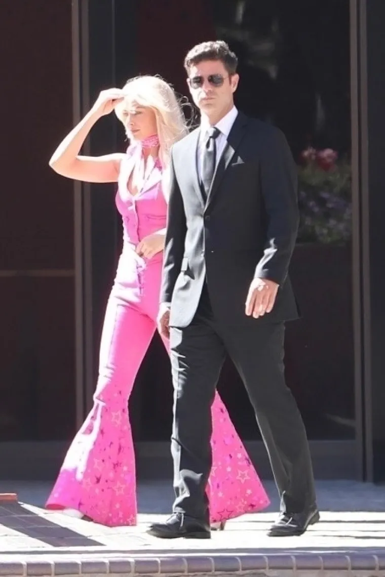 Živa 'Barbie': Margot Robbie oduševila obožavatelje u svom prvom kostimu sa snimanja istoimenog filma