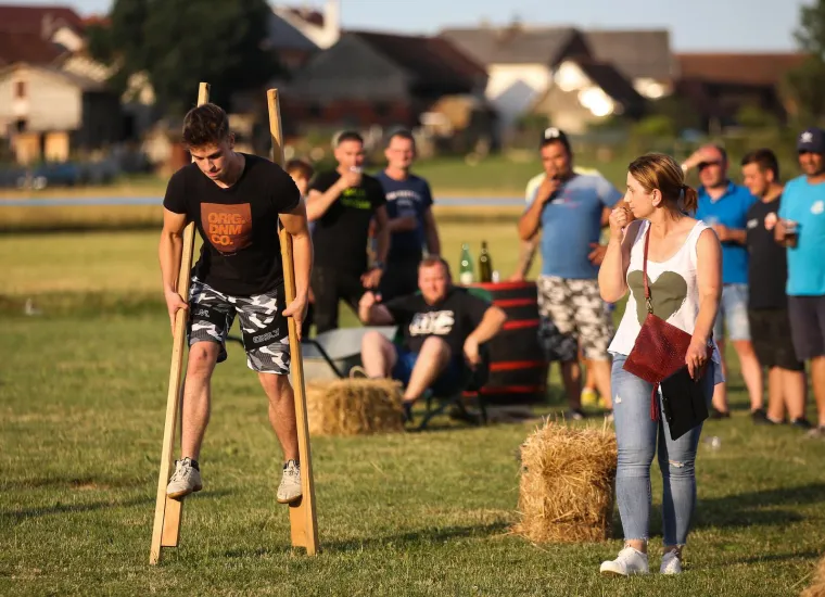 Nema Svjetskog, ali ima Olimpijade: Pogledajte spektakl starih sportova u kojima svatko može biti olimpijac
