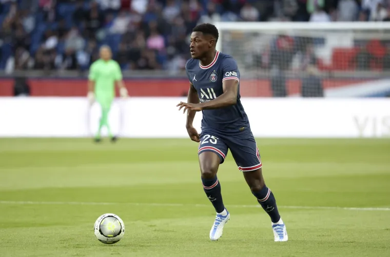 Lijevi bek: Nuno Mendes
Otkupio ga je Paris Saint Germain od Sportinga iz Lisabona za 38 milijuna eura 
Tržišna vrijednost: 40 milijuna eura 