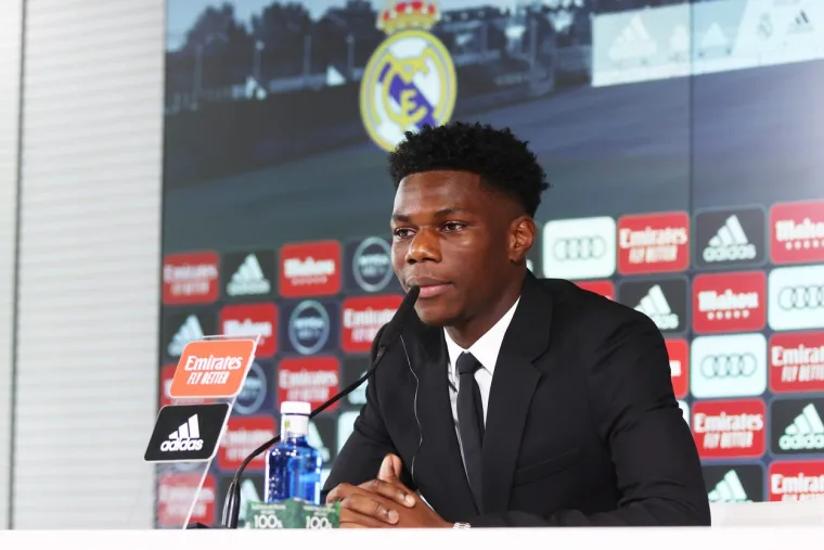 Srednji vezni: Aurelien Tchouameni
Prešao iz Monaca u Real Madrid za 80 milijuna eura 
Tržišna vrijednost: 60 milijuna eura 
