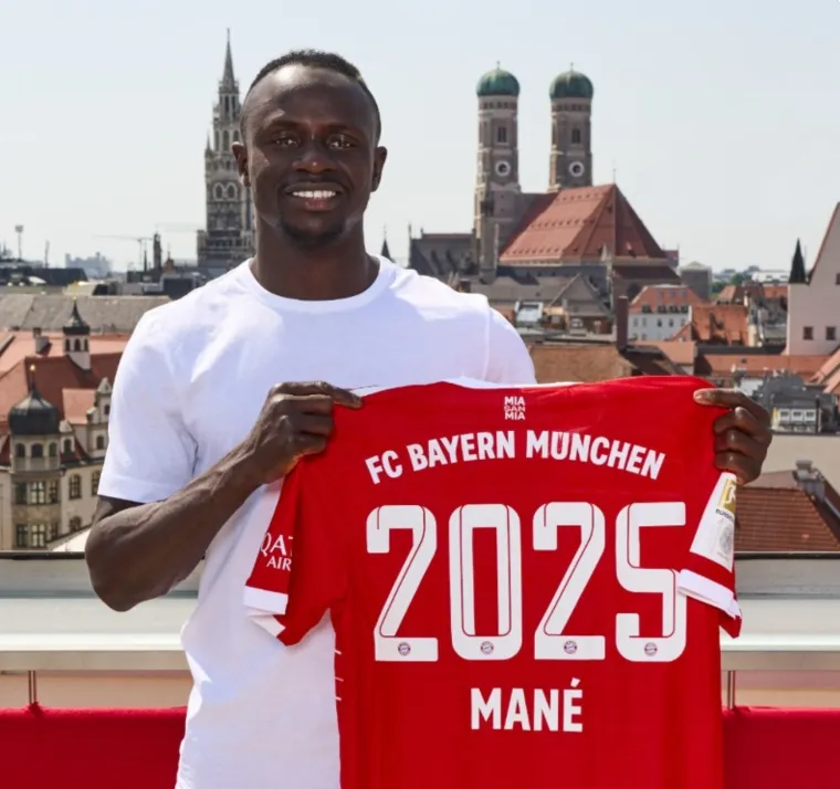 Lijevo krilo: Sadio Mane
Prešao iz Liverpoola u Bayern München za 32 milijuna eura 
Tržišna vrijednost: 70 milijuna eura 