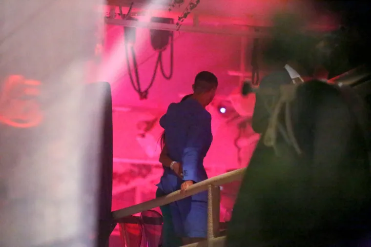 Cristiano i Georgina pojavili se u klubu na poznatoj destinaciji na Mediteranu, nisu mogli skinuti ruke jedno s drugog