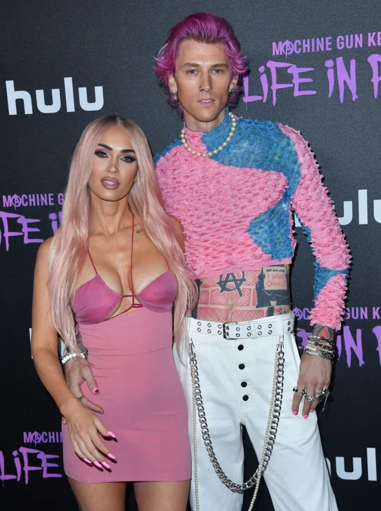 Megan Fox i Machine Gun Kelly opet šokiraju: Svi su gledali u njih kad su se pojavili na premijeri dokumentarca o njemu