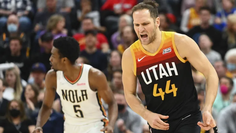 Bojan Bogdanović u&scaron;ao je u četvrtu godinu svog ugovora s Utah Jazzom koji iznosi 73 milijuna dolara bruto. Drugim riječima ove će sezone zaraditi 19,55 milijuna dolara odnosno 18.63 milijuna eura