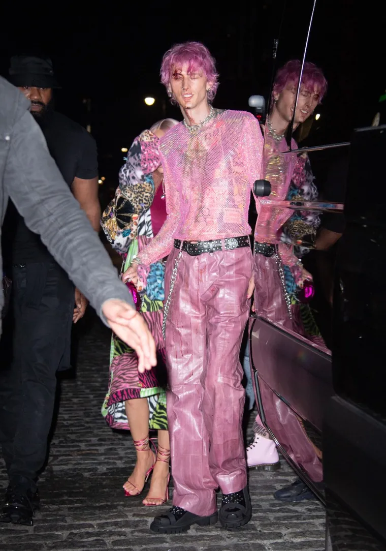 Megan Fox se opet mora kriti od sramote: Machine Gun Kelly krvav napustio famozni after party u Madison Square Gardenu