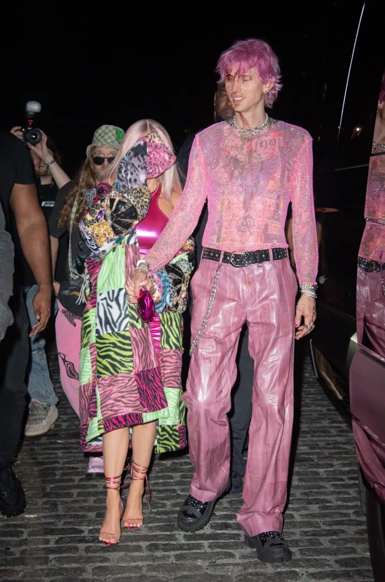 Megan Fox se opet mora kriti od sramote: Machine Gun Kelly krvav napustio famozni after party u Madison Square Gardenu