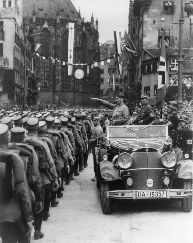 Hitler i Röhm na smotri SA:
