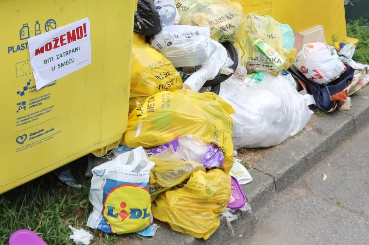 Situacija u Zagrebu svaki dan je sve gora, grad se pretvara u hrvatski Napulj: Pogledajte nevjerojatne prizore s ulica