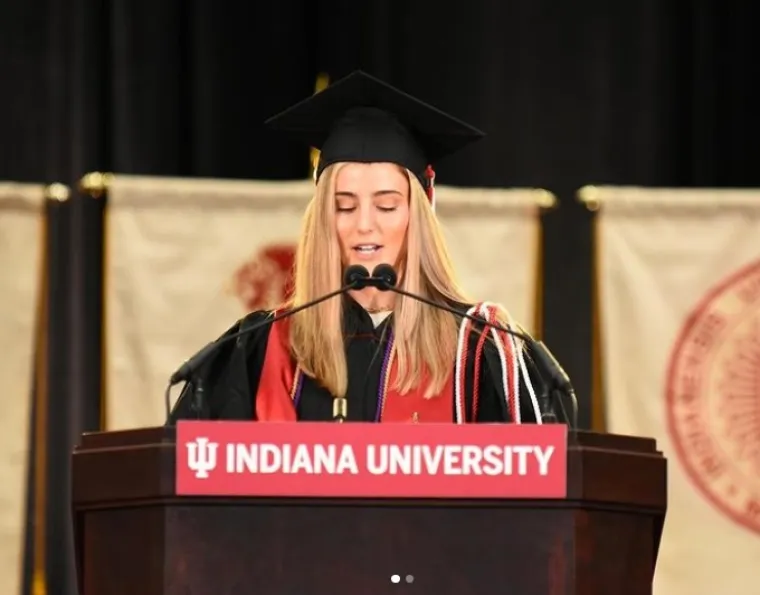 Cura je s 15 godina postala svjetski poznata, a onda sedam godina kasnije &scaron;okirala sve: 'Ne mogu vi&scaron;e, moram krenuti dalje&hellip;'