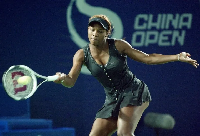 Pogledajte kako je Serena Williams godinama postavljala ljestvicu u modi - i to s reketom u ruci