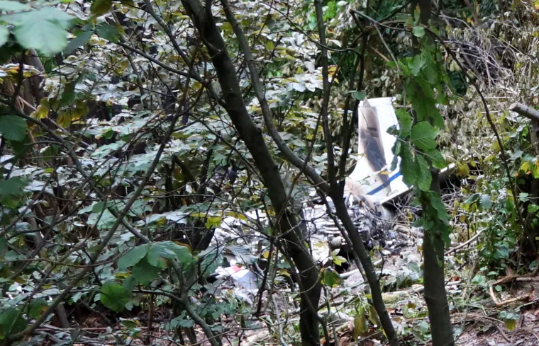 Na te&scaron;ko pristupačnom terenu, kod Broćanske Kose, sru&scaron;io se avion Cessna. U letjelici su se nalazile četiri osobe, koje su nažalost sve poginule. 