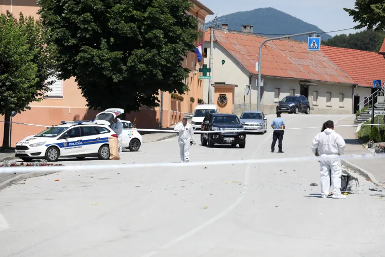 Pogledajte kako izgleda mjesto na kojem je raznesen bankomat. Do&scaron;lo je i do te&scaron;kog poku&scaron;aja ubojstva policajca