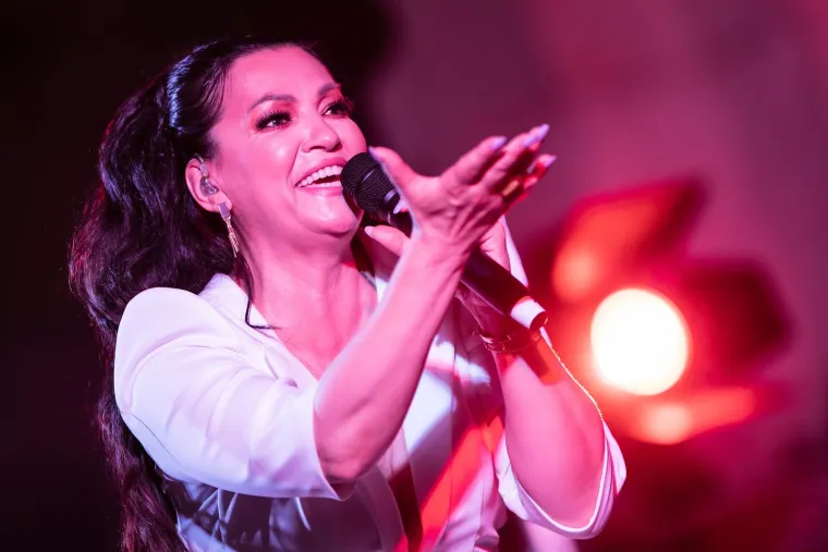 Nina Badrić danas slavi 50. rođendan, a i dalje osvaja: Mnogi su i zaboravili kako je izgledala na početku karijere