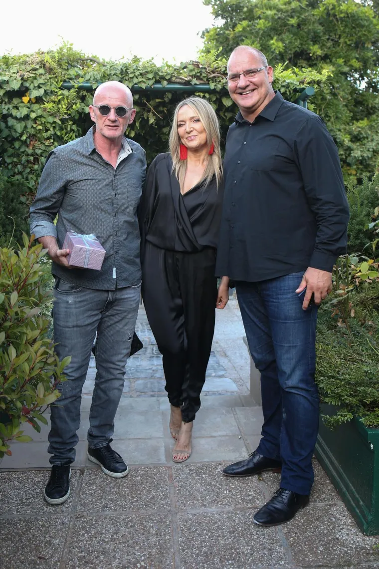 Nina Badrić na rođendanski tulum pozvala 140 ljudi: Plijenila je pažnju neobičnom haljinom, ali Jelena Rozga ju je umalo zasjenila