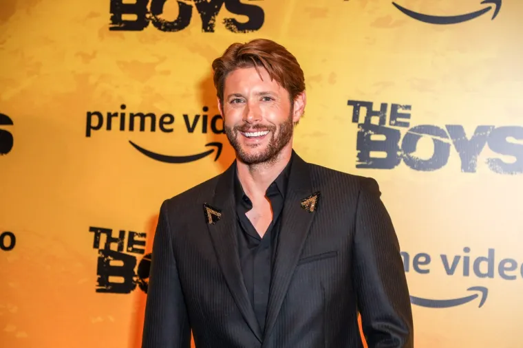20. mjesto: Jensen Ackles. Ovaj zgodni Amerikanac mnogim obožavateljicama zapeo je za oko još u seriji &quot;Lovci na natprirodno&quot; koja se emitirala od 2005. do 2020. godine.