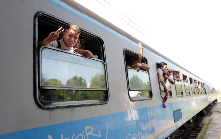 Pogledajte kakav show je Torcida napravila kada je posljednji puta stigla na ljetni derbi vlakom