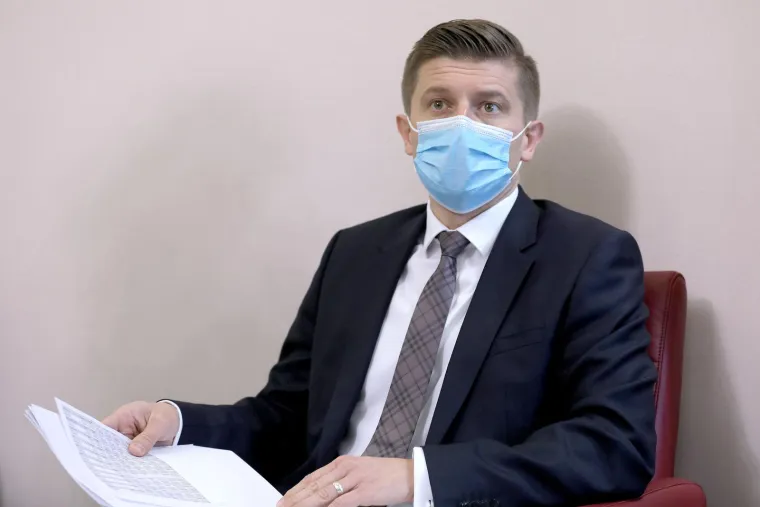 Pogledajte kako se Marić mijenjao kroz godine: Promjenu smo skužili tek kad je do&scaron;la korona pa je stavio masku