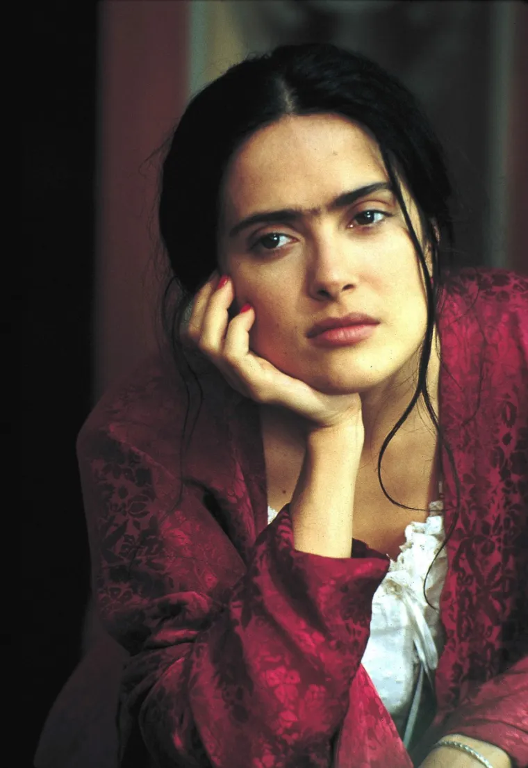 Zanimljivo, svu njezinu odjeću njen je suprug Diego Rivera dao zaključati nakon njezine smrti. Ta osebujna garderoba pod ključem je bila pedeset godina, sve dok 2004. godine napokon nije ugledala svjetlo dana. Njen je život poslužio i kao predložak filma &quot;Frida&quot; iz 2002. godine, u kojem lik Fride tumači glumica Salma Hayek, a inspirirala je i Slavenku Drakulić za knjigu &quot;Frida ili o boli&quot;.