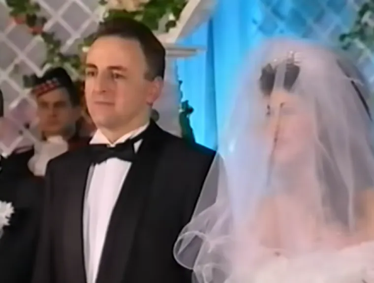 &quot;Arkan nije ženio ku*vicu malu koja ga je jurila, starleticu koja ga je jurila zbog para već Cecu Ražnatović koja je ime, prezime i marka. Svaki muškarac kao što je Arkan izabrat će ženu s imenom i prezimenom kao što je Ceca. Ceci nije bio potreban Arkan, imala je love koliko joj treba&quot;, rekla je Jovana.
