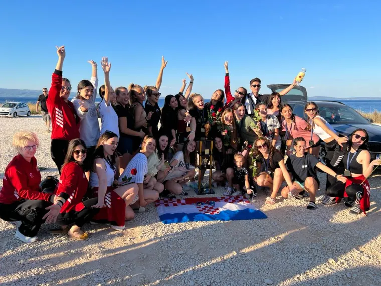 Splitske cheerleadersice osvojile europsko zlato: Pogledajte spektakularan doček na Žnjanu