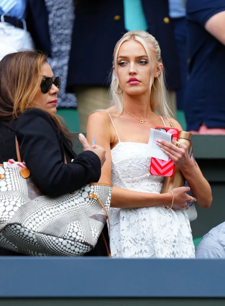 Svi su poludjeli za djevojkom Taylora Fritza: Pogledajte samo kako je izgledala na Wimbledonu