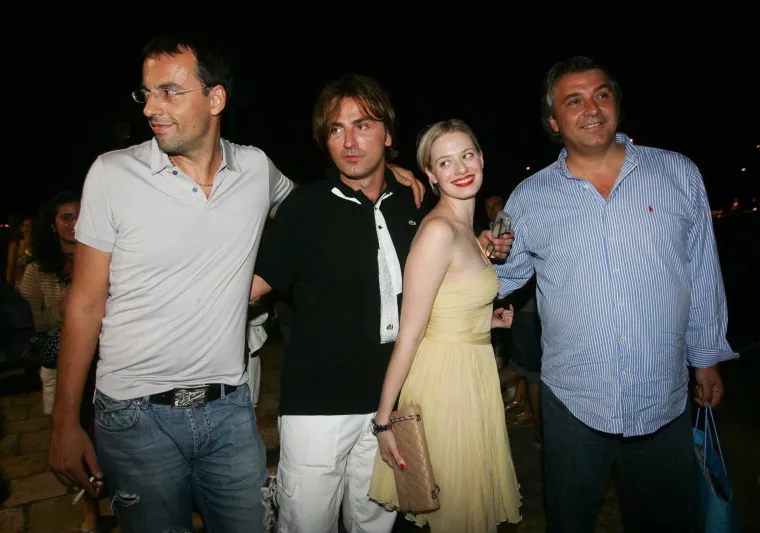 Jelena Veljača i Roman Majetić svoju ljubav nisu skrivali, evo kako su se zabavljali na jahti Željka Mitrovića