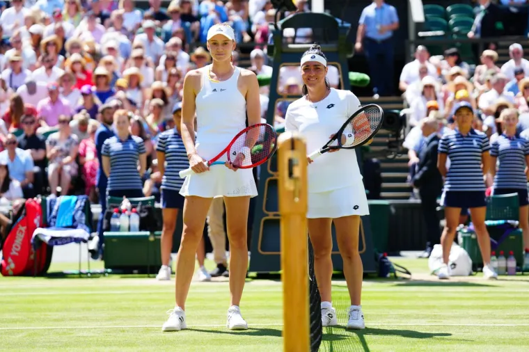 Veličanstvena Jelena Ribakina osvojila Wimbledon: Lijepa i hrabra Kazahstanka briljirala i van terena; 'Da nije bilo mojih roditelja, ne bi bilo ni mene'