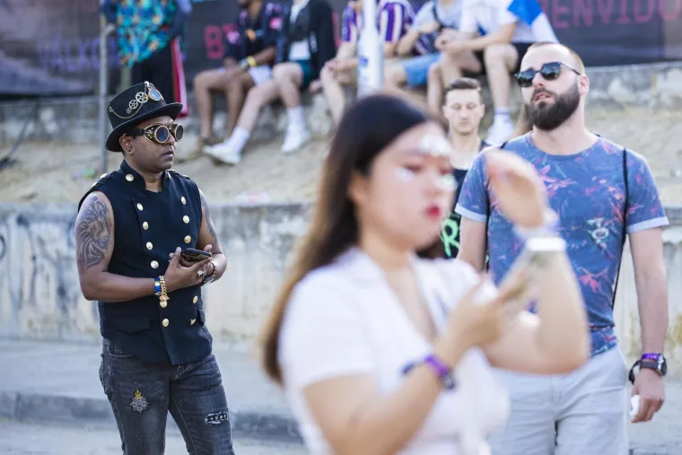 Počela je druga noć Ultre, pogledajte kakve scene obilaze svijet: Stigli su i svećenici...