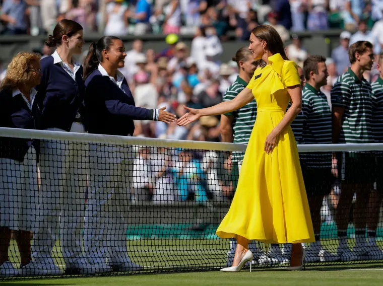 Kate Middleton ukrala show na finalu Wimbledona: Nije joj odolio niti Tom Cruise, a kamere su uhvatile taj trenutak