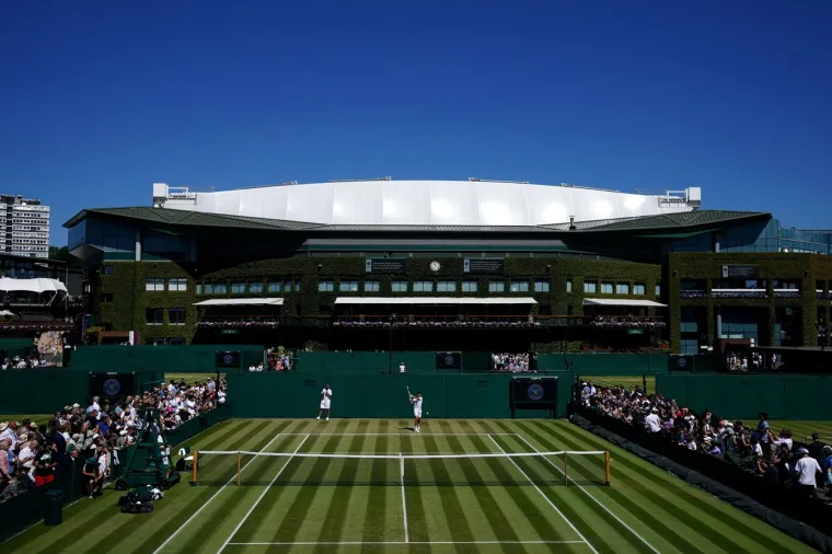 Nova senzacija trenirala s Noletom uoči finala Wimbledona: Kad su čuli da je Mili iz Splita tu s Đokovićem, odmah su nahrupili na teren