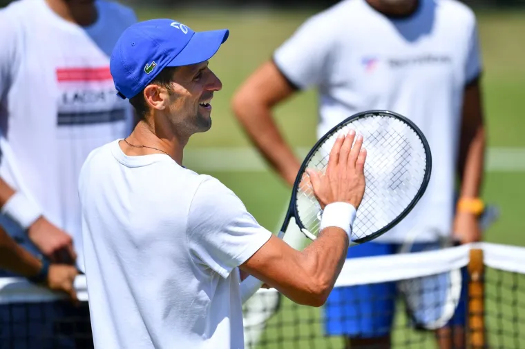 Nova senzacija trenirala s Noletom uoči finala Wimbledona: Kad su čuli da je Mili iz Splita tu s Đokovićem, odmah su nahrupili na teren
