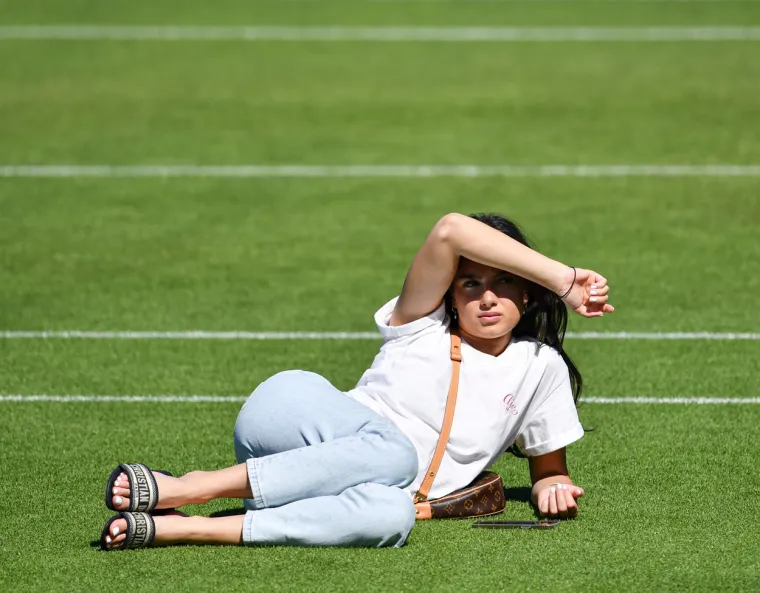 Pogledajte &scaron;to su Kyrgios i njegova zanosna djevojka radili nasred terena u Wimbledonu: Svi su živi buljili u njih