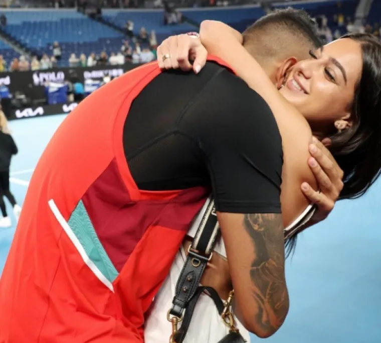 Prekrasna djevojka Nicka Kyrgiosa očarala sve u Wimbledonu: 'Uzbudila ju je prisutnost Toma Cruisea, bila je blizu i kraljevske obitelji'