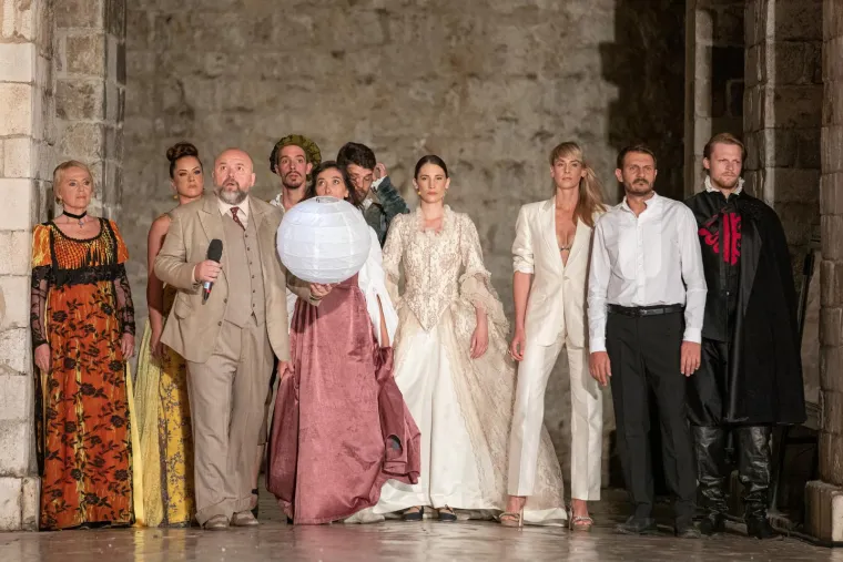 Otvorenje 73. Dubrovačkih ljetnih igara nisu propustili Jandroković i &Scaron;uica, a Plenković je na svečanost poveo i dječicu