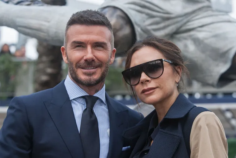 Slavni par u braku je dobio trojicu sinova Brooklyna, Romea i Cruza te kćer Harper Seven.