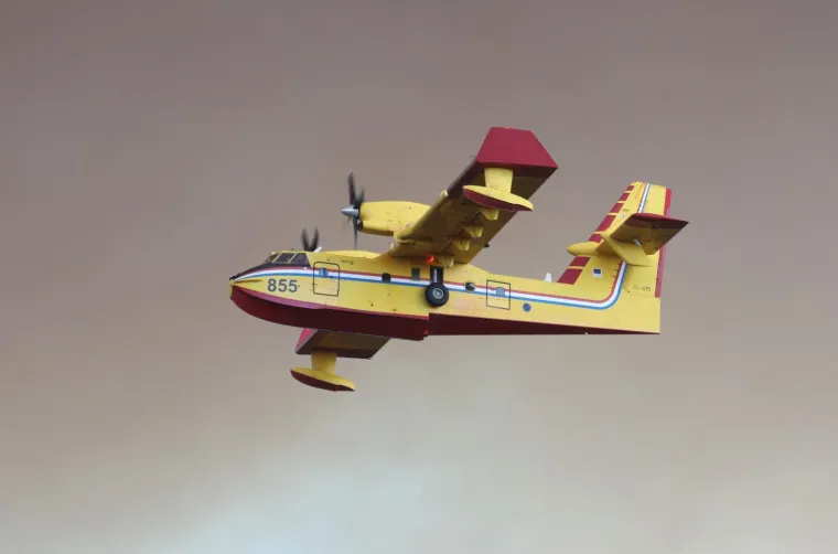 Požar hara Zatonom i okolicom: Neke objekte je zahvatila vatra, stanovni&scaron;tvo je evakuirano