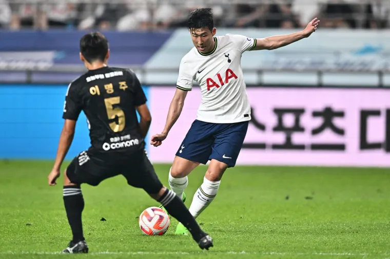 '&Scaron;estica' Tottenhama u Seoulu pred 64.000 gledatelja, Ivan Peri&scaron;ić na klupi