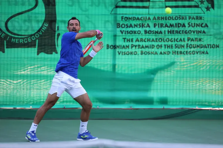 Novak Đoković izazvao euforiju u BiH, pa emotivno doživio jedno pitanje: 'Uh, al' si me pogodio. Sve njoj dugujem'