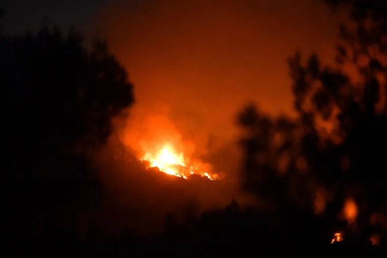 Zastra&scaron;ujući prizori s požari&scaron;ta na &scaron;ibenskom području: Pogledajte &scaron;to je vatrena buktinja ostavila iza sebe