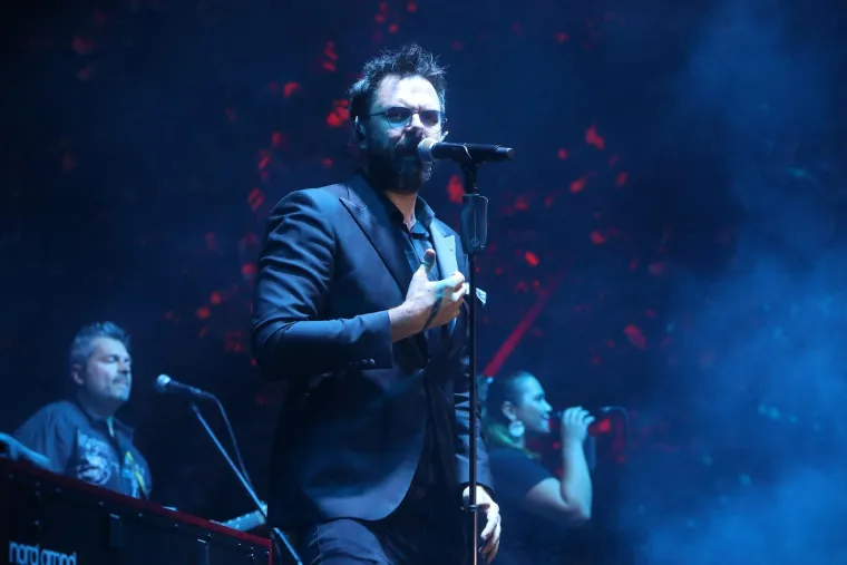 Petar Grašo 'pomeo' karlovačku pozornicu: Za nekoliko dana postaje tata, a na licu ni trunke nervoze
